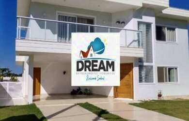 Imagem: A casa possui 4 Dormitórios, 4 Banheiros, 2 Vagas na garagem