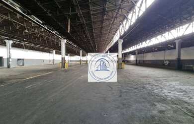 Imagem: O depósito possui 5.806m² de Área e está localizado em