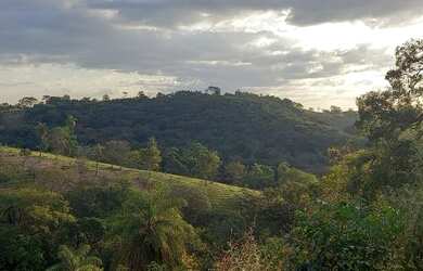 Imagem: O terreno possui 20000m² de Área e está localizado em Jaboticatubas