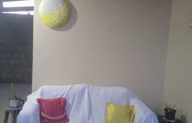 Imagem: A casa possui 3 Dormitórios e está localizado em Luís Correia