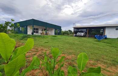 Imagem: A chácara possui 3.500m² de Área e está localizado em Araés