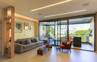 Imagem: O apartamento possui 3 Dormitórios, 5 Banheiros, 2 Vagas na