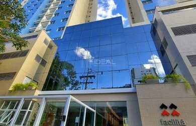 Imagem: O apartamento possui 1 Dormitório, 1 Banheiro, 1 Vaga na garagem