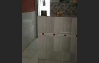 Imagem: A casa possui 1 Dormitório, 1 Banheiro, 18m² de Área e está