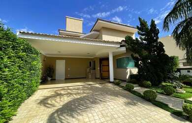 Imagem 2: Casa no condomínio Village Damha I com 280 metros quadrados