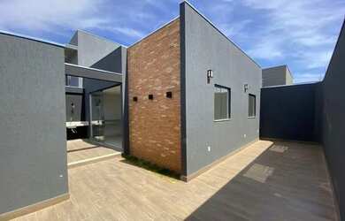 Imagem: O apartamento possui 2 Dormitórios, 1 Banheiro, 2 Vagas na