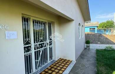 Imagem 2: Casa com 03 quartos e edícula à venda no Bairro Urlândia em Santa Maria