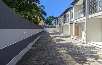 Imagem: A casa em condomínio possui 3 Dormitórios, 4 Banheiros, 1