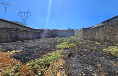 Imagem 8: Lote/Terreno para venda tem 390 metros quadrados em Jardim Bela Vista...