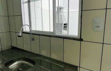 Imagem 2: Casa 2/4 suite / primeiro andar