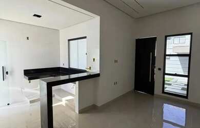 Imagem 8: Casa para Venda em Montes Claros, Interlagos, 3 dormitórios, 1 suíte, 2 banheiros, 2 vagas