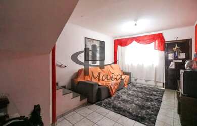 Imagem: A casa possui 2 Dormitórios, 1 Banheiro, 2 Vagas na garagem