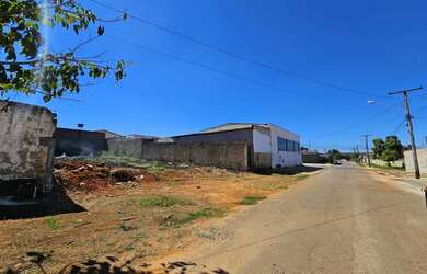 Imagem 4: Lote/Terreno para venda tem 390 metros quadrados em Jardim Bela Vista...