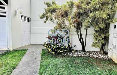 Imagem: A casa em condomínio possui 3 Dormitórios, 3 Banheiros, 2