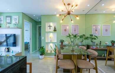 Imagem: O apartamento possui 2 Dormitórios, 1 Banheiro, 1 Vaga na garagem