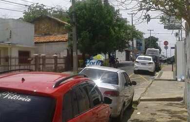 Imagem: O terreno possui 99m² de Área e está localizado em Centro