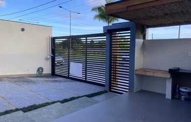 Imagem 2: Casa à venda em Caravelas, Cananéia - 3 dormitórios, 2 banheiros, garagem...