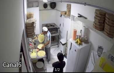 Imagem 4: Pizzaria e Sorveteria em pleno funcionamento!