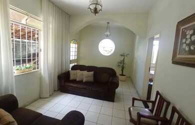 Imagem 3: Casa 3 Quartos + Apartamento 2 Quartos - Lote 300 m2 - Ótima Localização - Concordia - Bel