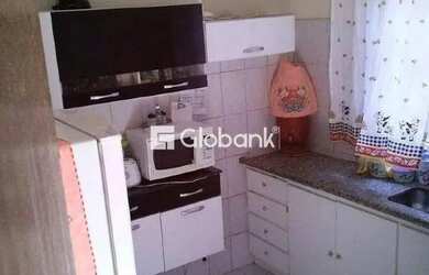 Imagem 8: Casa à venda em Alto Floresta, Montes Claros - 3 quartos, 100 m² úteis