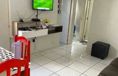 Imagem: O apartamento possui 2 Dormitórios, 1 Banheiro, 1 Vaga na garagem