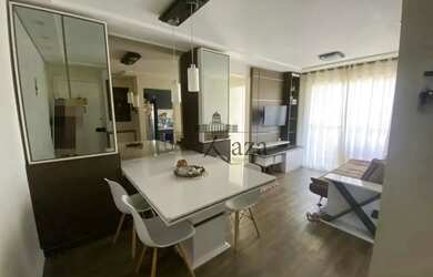 Imagem: O apartamento possui 2 Dormitórios, 2 Banheiros, 1 Vaga na