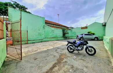 Imagem: O terreno possui 200m² de Área e está localizado em Campos