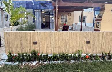 Imagem: A casa em condomínio possui 2 Dormitórios, 2 Banheiros, 2