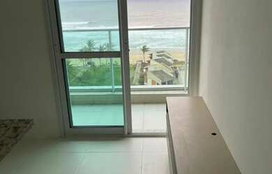 Imagem 12: Apartamentos na Praia do Flamengo, Salvador, 1/4 com varanda e vista mar