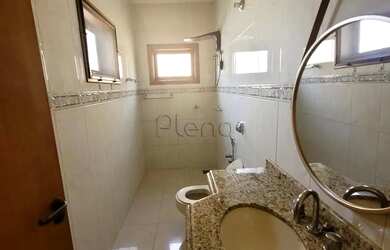 Imagem 13: Casa à Venda no Condomínio Terras do Caribe em Valinhos, no bairro Santa...