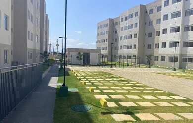 Imagem: O apartamento possui 2 Dormitórios, 1 Banheiro, 1 Vaga na garagem