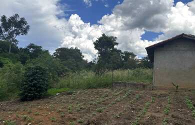 Imagem: A chácara possui 1.950m² de Área e está localizado em Parque