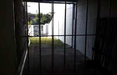 Imagem 9: Casa p/ alugar 650.00. 2 Banheirose2 Dormitórios