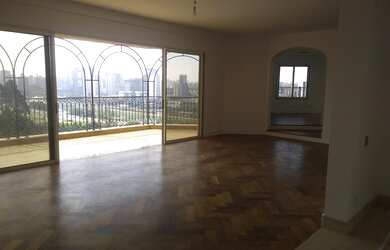 Imagem: O apartamento possui 4 Dormitórios, 5 Banheiros, 5 Vagas na