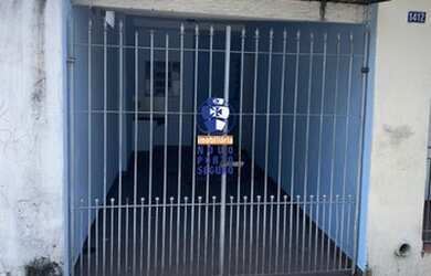 Imagem: A casa possui 2 Dormitórios, 2 Banheiros, 1 Vaga na garagem