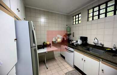 Imagem 8: Casa para venda tem 351 metros quadrados com 3 quartos em Jardim Novo...