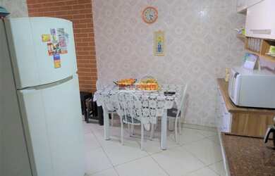 Imagem 15: SOBRADO NO JARDIM SÃO PAULO QUE FAZ FRENTE PARA UMA RUA E FUNDO PARA...