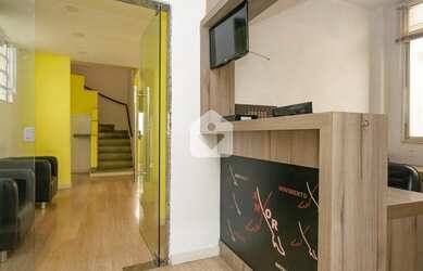 Imagem: O depósito possui 180m² de Área e está localizado em Copacabana