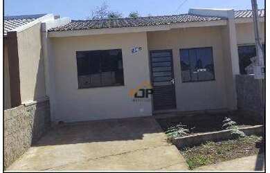 Imagem: A casa possui 2 Dormitórios, 1 Banheiro, 1 Vaga na garagem