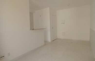 Imagem: O apartamento possui 3 Dormitórios, 1 Banheiro, 1 Vaga na garagem