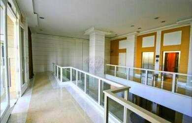 Imagem: O apartamento possui 4 Dormitórios, 5 Banheiros, 5 Vagas na