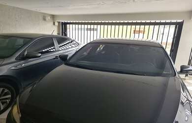 Imagem: A casa possui 3 Dormitórios, 3 Banheiros, 3 Vagas na garagem