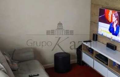 Imagem: A casa em condomínio possui 2 Dormitórios, 2 Banheiros, 2