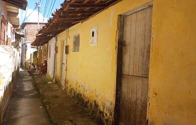 Imagem: A casa possui 5 Dormitórios e está localizado em Coqueiral