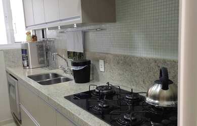 Imagem: O apartamento possui 3 Dormitórios, 3 Banheiros, 2 Vagas na