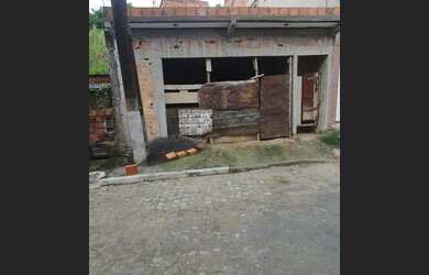 Imagem: O terreno possui 120m² de Área e está localizado em Candeias