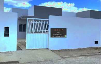 Imagem: A casa possui 2 Dormitórios, 1 Banheiro, 2 Vagas na garagem