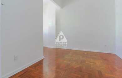 Imagem 15: Excelente apartamento no Flamengo. Próximo ao metrô e todo comércio da região. Composto de