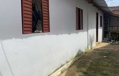 Imagem: A casa em condomínio possui 2 Dormitórios, 1 Banheiro e está