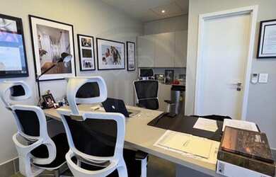 Imagem: Sala 100 mobiliada com 90m² no Soberane Live Works, Adrianópolis